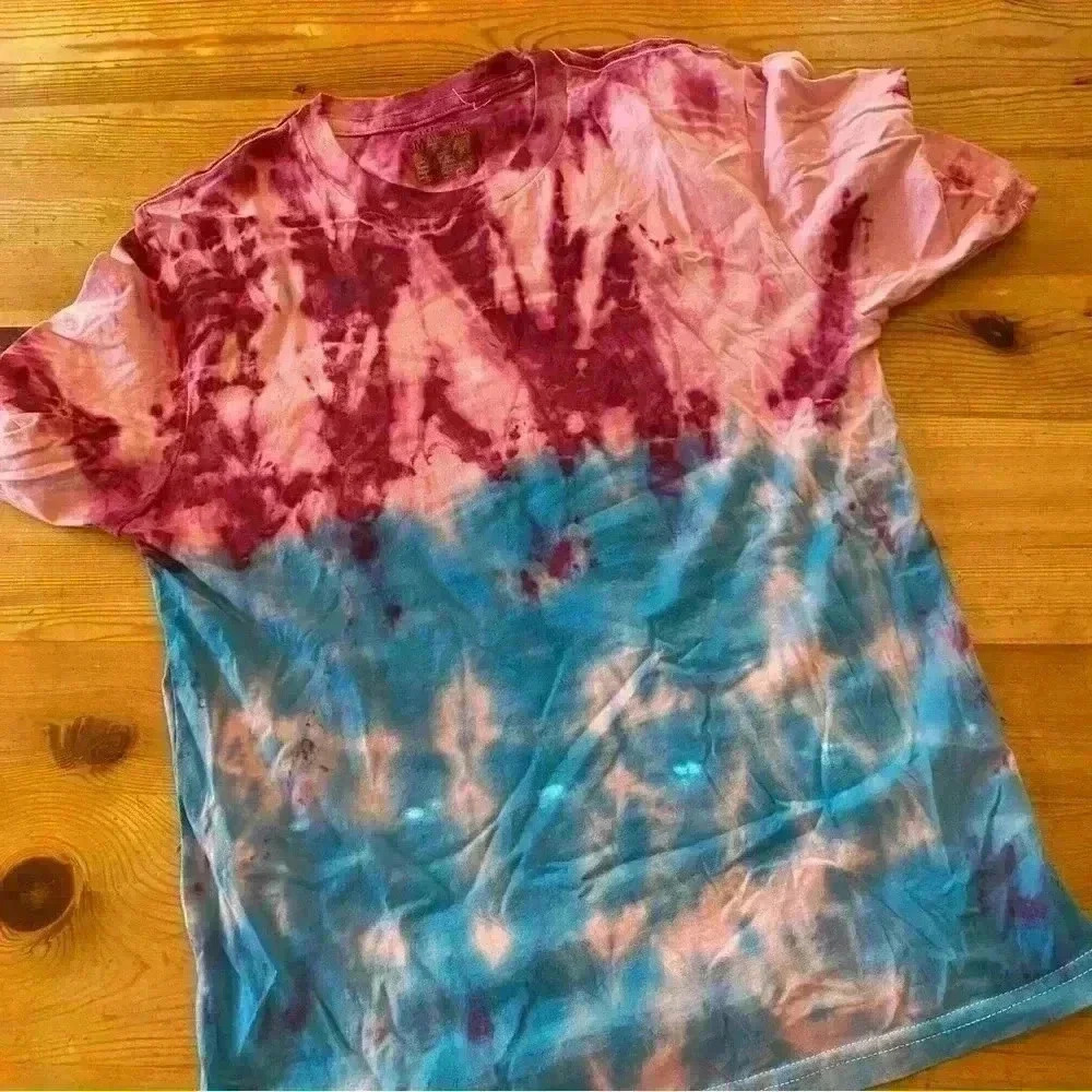 New tie dye T-shirt